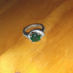 A Emerald birthstone ring